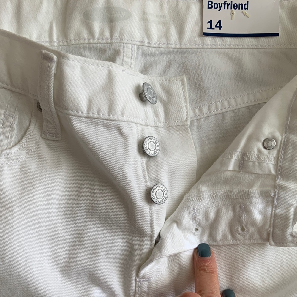 White Button-Fly Skinny Jeans - Picture 4 of 7